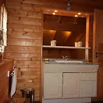 Confort Avec Terrasse Et Poele, Animaux Acceptes - Fr-1-589-233 * 勒索里