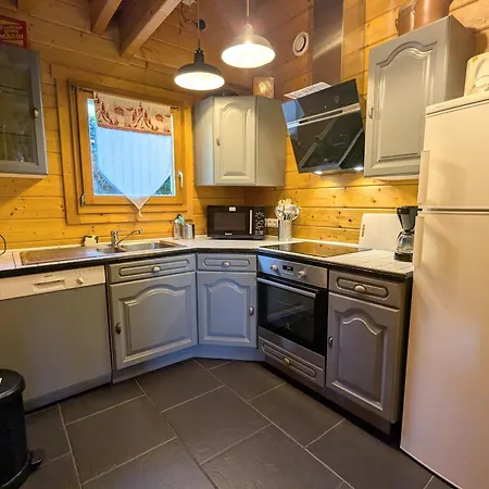 Confort Avec Terrasse Et Poele, Animaux Acceptes - Fr-1-589-233