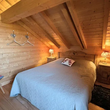 Confort Avec Terrasse Et Poele, Animaux Acceptes - Fr-1-589-233 펜션