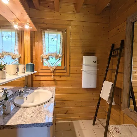 Confort Avec Terrasse Et Poêle, Animaux Acceptés - Fr-1-589-233 *