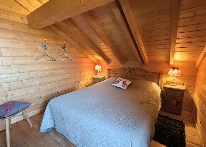 Confort Avec Terrasse Et Poele, Animaux Acceptes - Fr-1-589-233 펜션