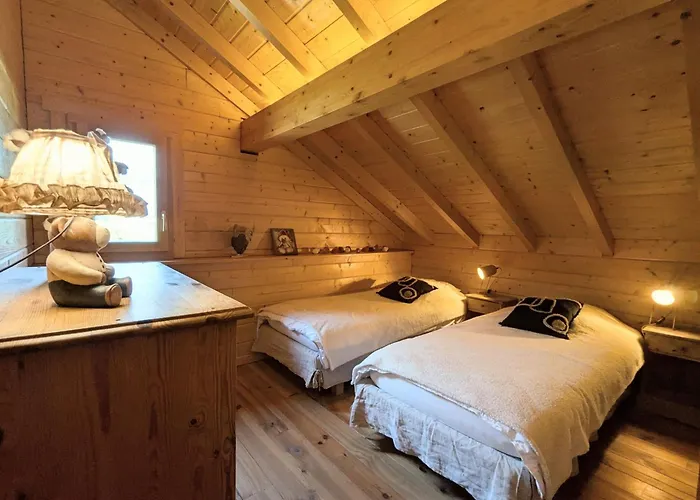 Confort Avec Terrasse Et Poele, Animaux Acceptes - Fr-1-589-233 르톨리